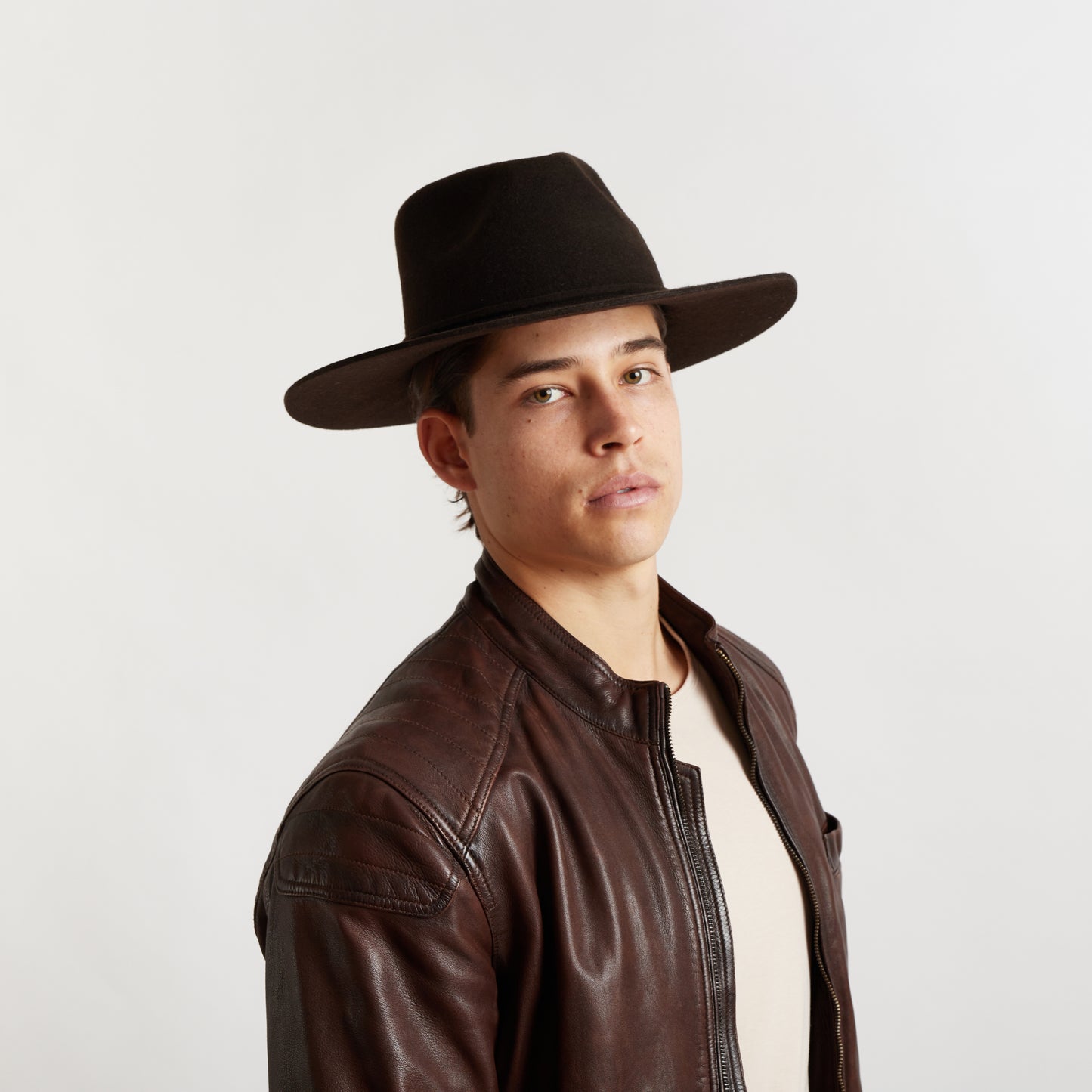 The Gaucho - Dark Brown